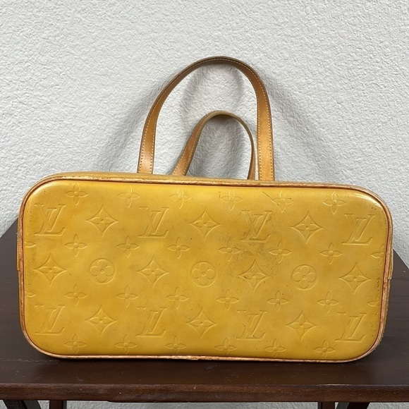 Louis Vuitton Houston Patent Leather Yellow Gold Shoulder Tote Bag Embossed - Picture 7 of 16
